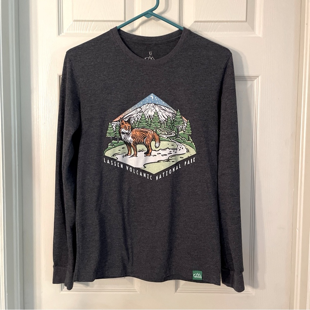 Lassen volcanic national park long sleeve t shirt with logo size XS
